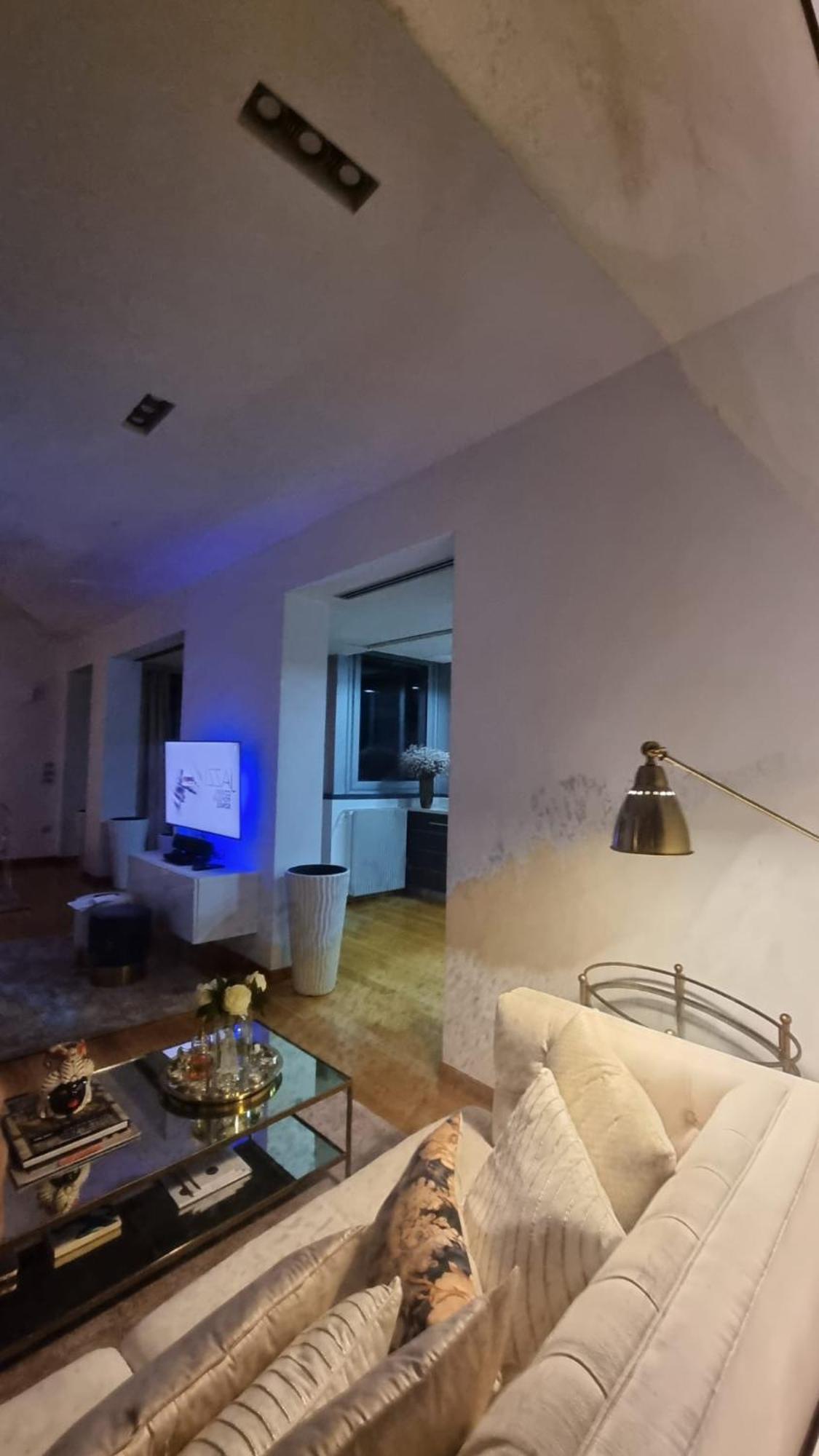 Attico Reale - In Centro, Tra Stazione E Bari Vecchia Apartment ภายนอก รูปภาพ