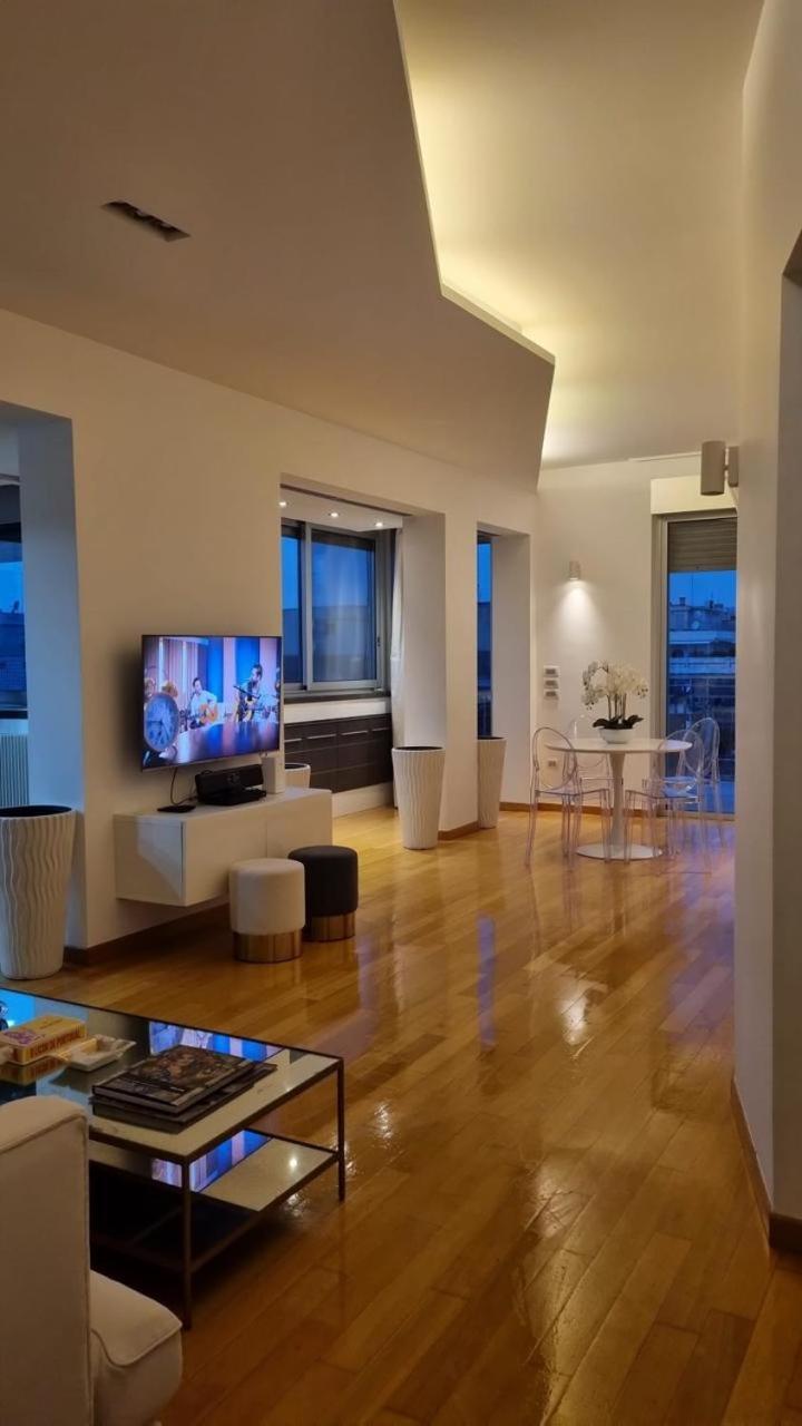 Attico Reale - In Centro, Tra Stazione E Bari Vecchia Apartment ภายนอก รูปภาพ